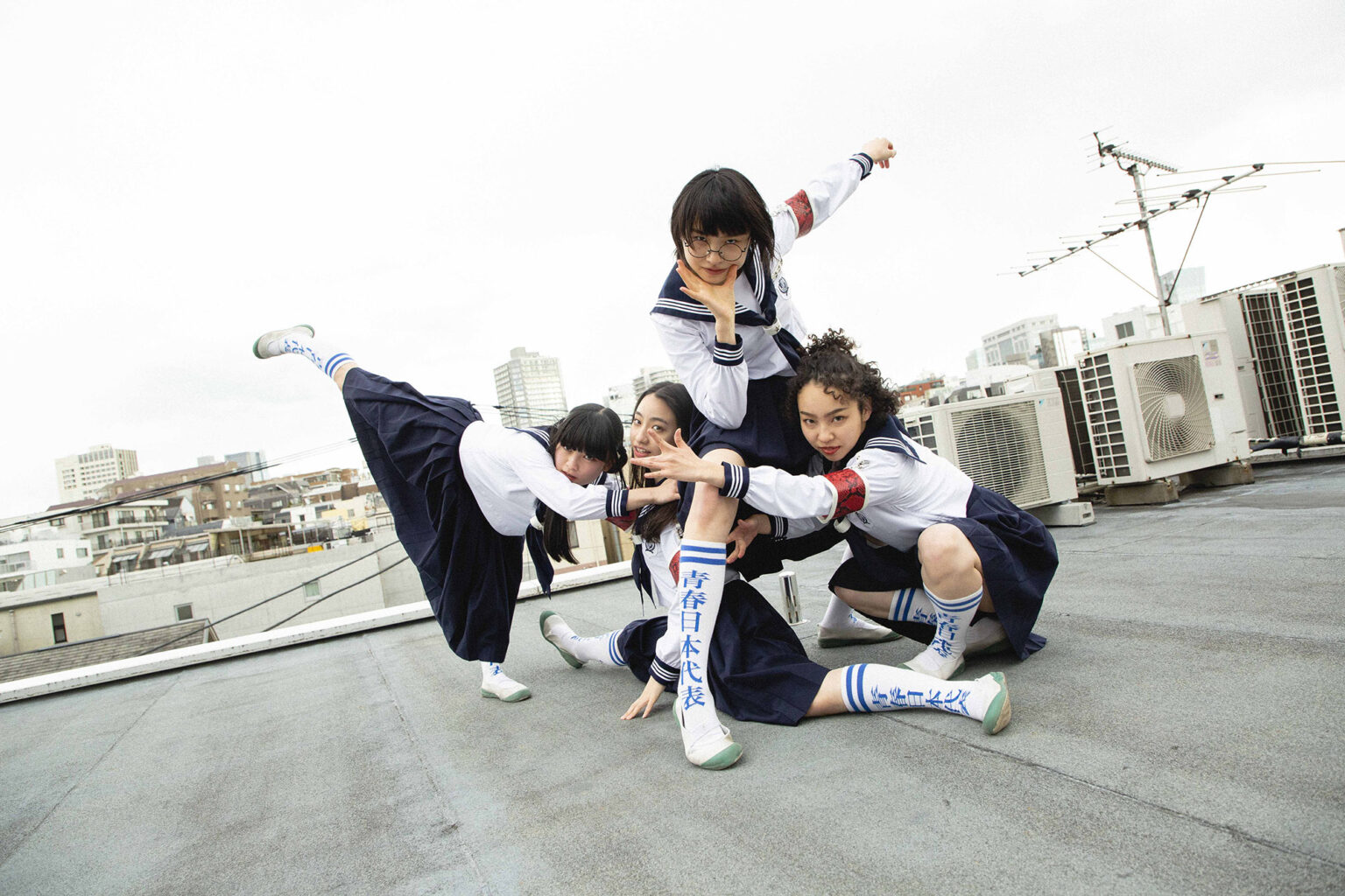 Atarashii gakko wallpaper