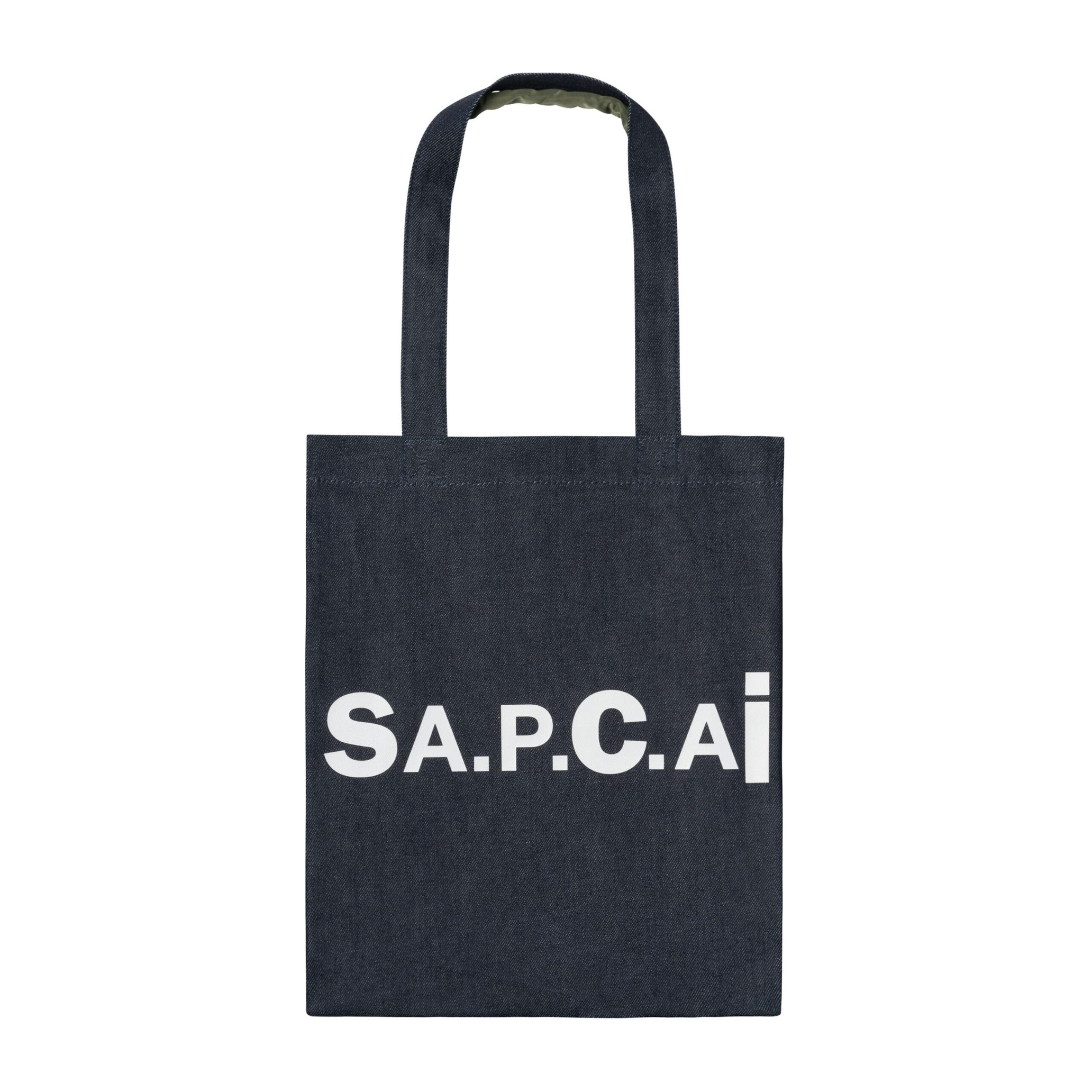 A.P.C.×sacaiのデニムジャケットやロゴフーディ、フリンジ付き白