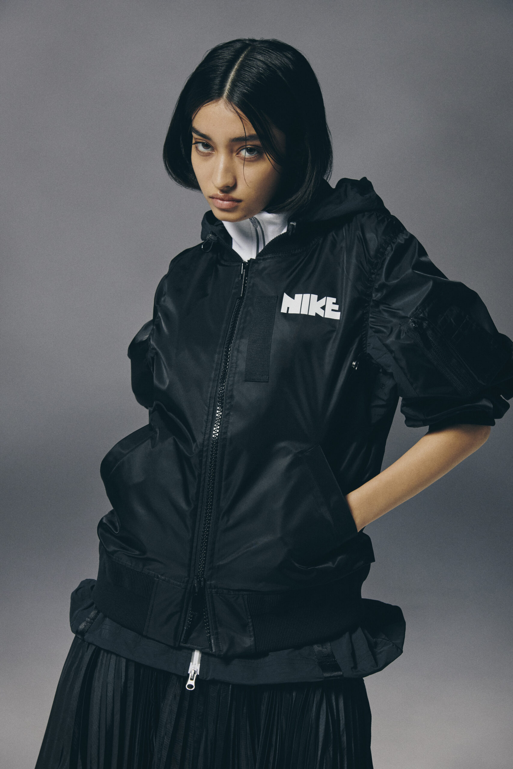 NIKE×SACAI新品 NIKE × sacai ウィメンズ フルジップ フーデッド