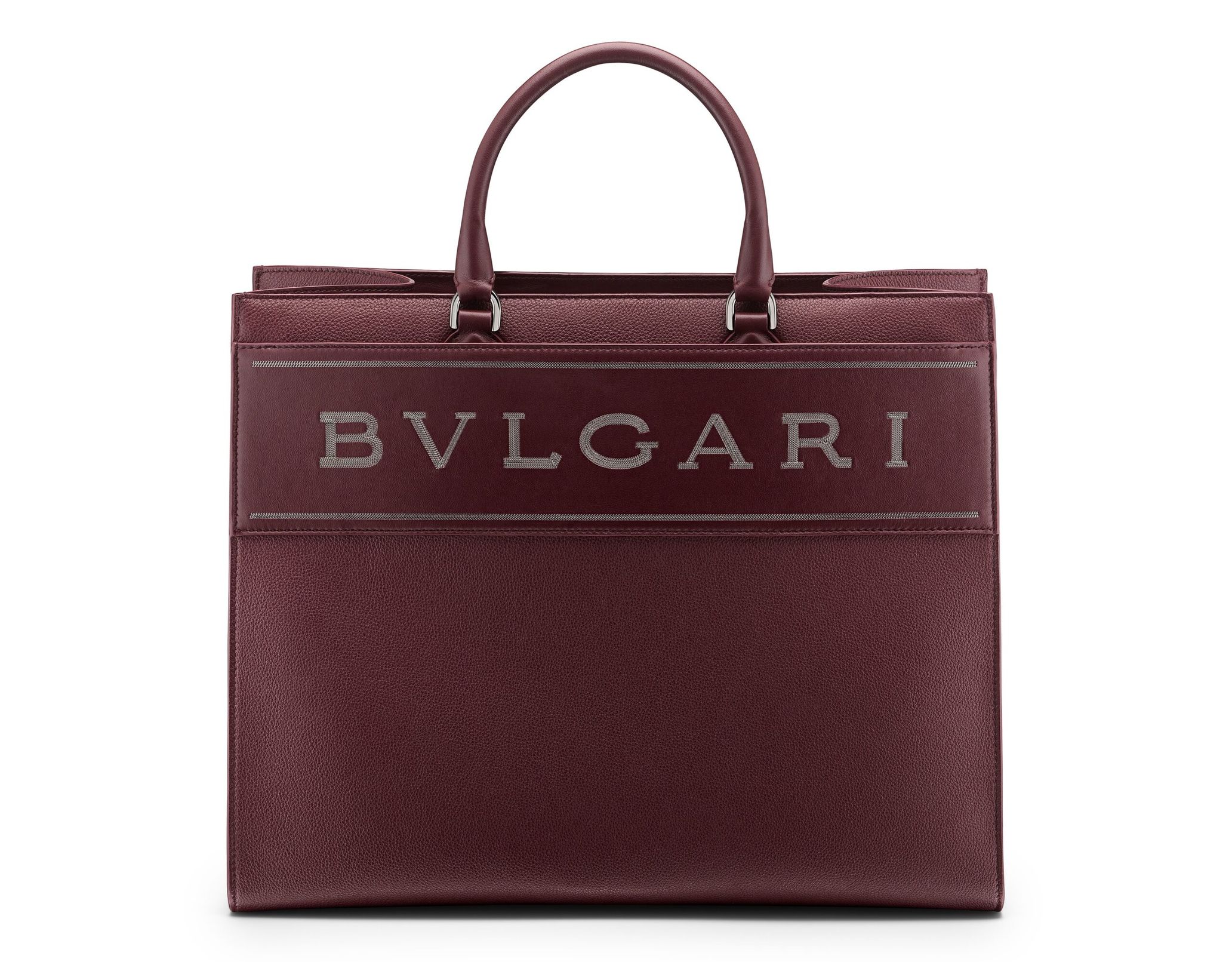 ブルガリ」からチェーン仕様の新たなブランドロゴが特徴のバッグが登場 