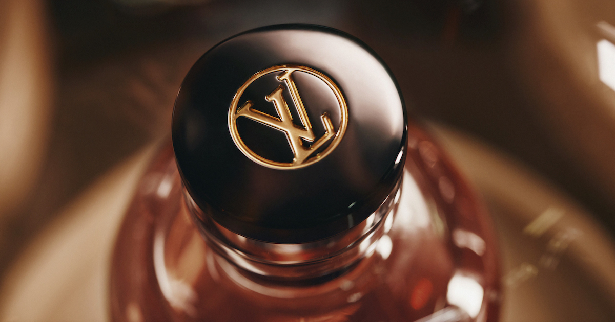 ルイ・ヴィトン」が「バカラ」のクリスタルボトルに入ったフレグランス