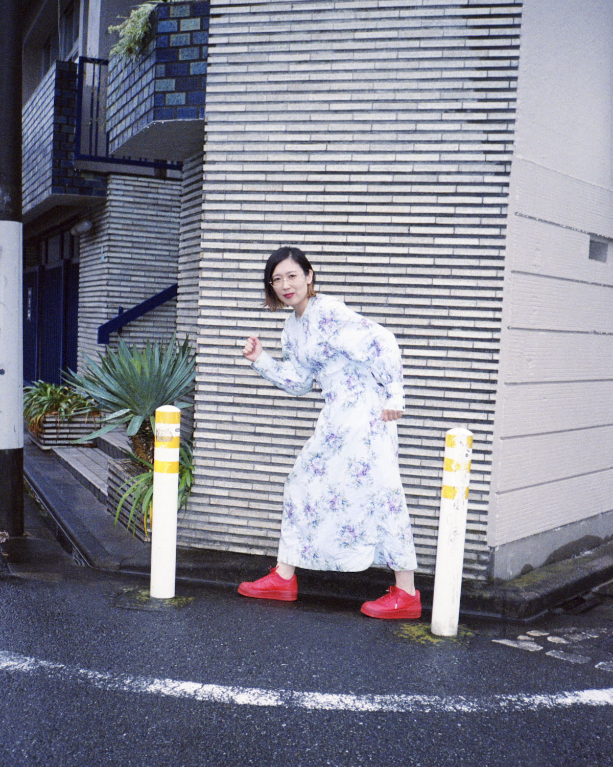 シンガーソングライター柴田聡子にとっての“弾き語り”とは - TOKION