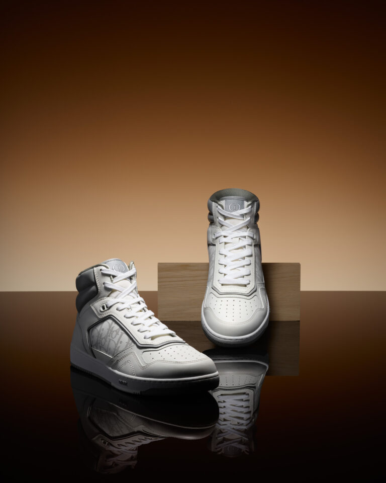 クロムハーツ」がジョー・フォティの個展「EXHIBITION ZETA RETICULI