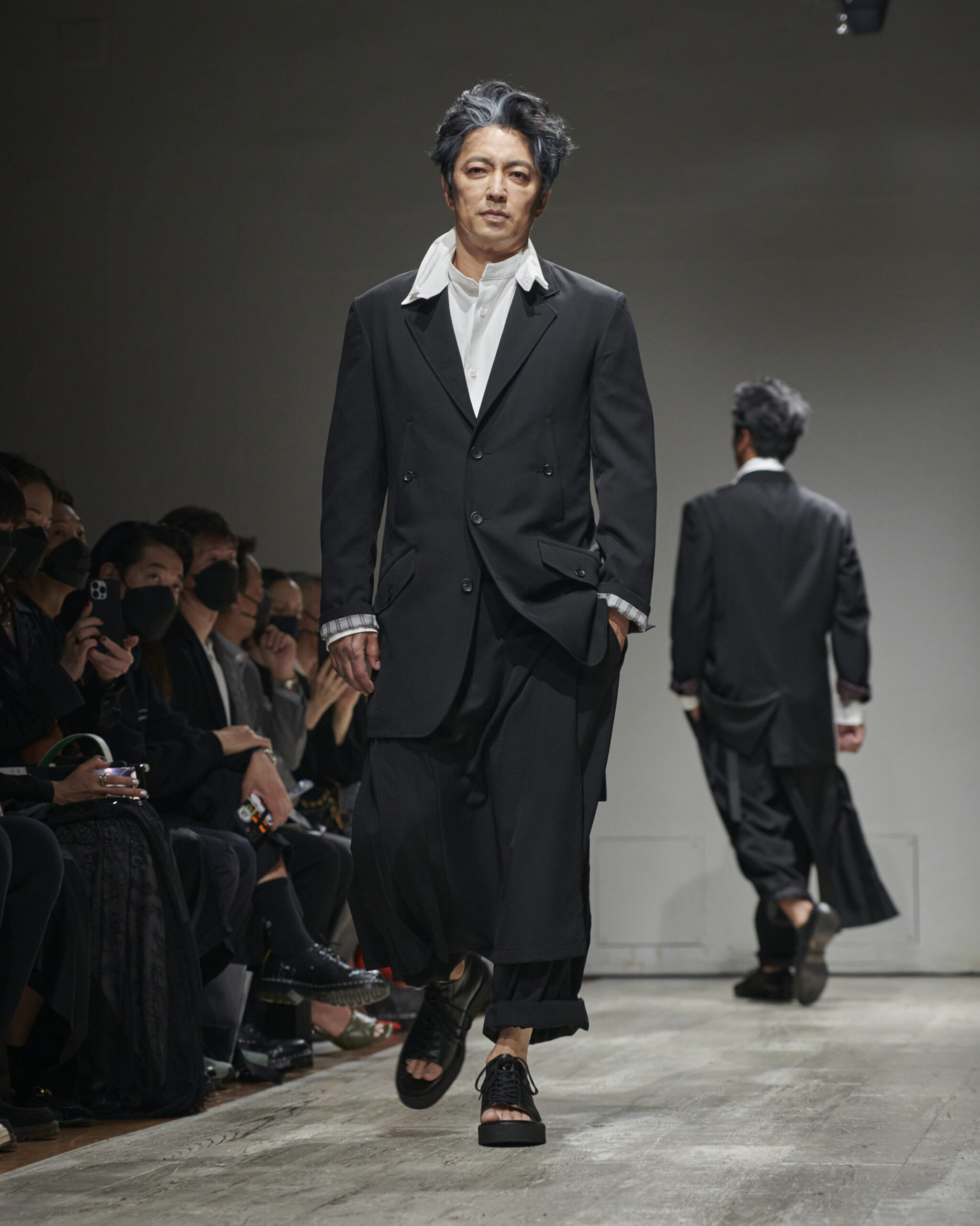 ヨウジヤマモト2023SS LOOK38ロングジャケッyohjiyamamoto