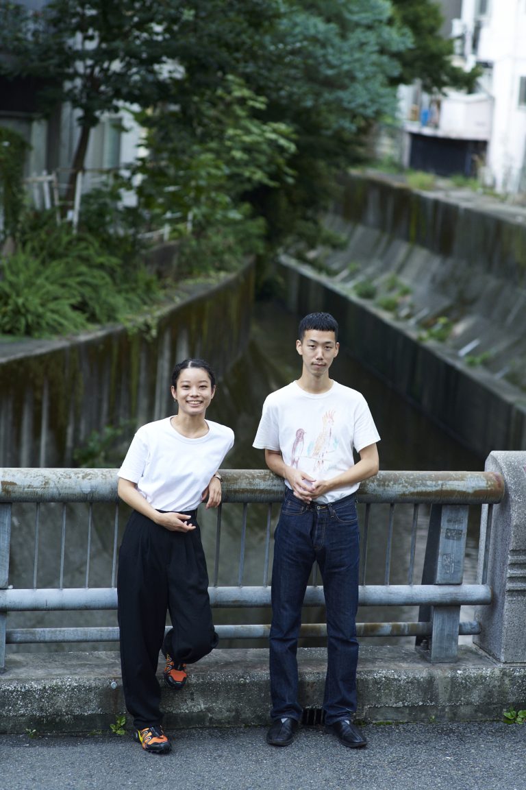 Riverside Story by xiangyu and Yoshiki Hanzawa: Making Clothes from Trash Found in the River