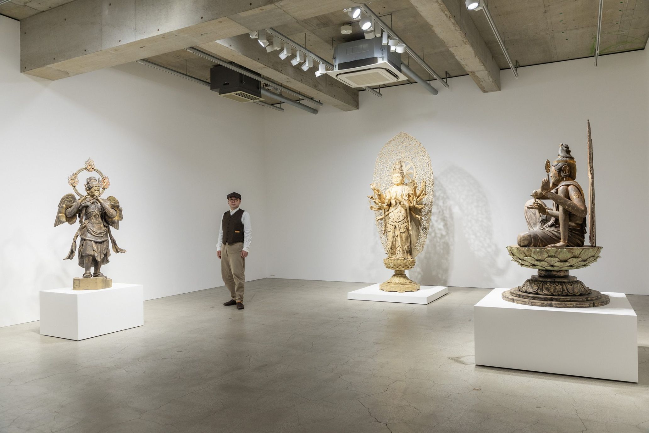 彫刻家・前川秀樹が試みた「現代アートとしての仏像」への挑戦