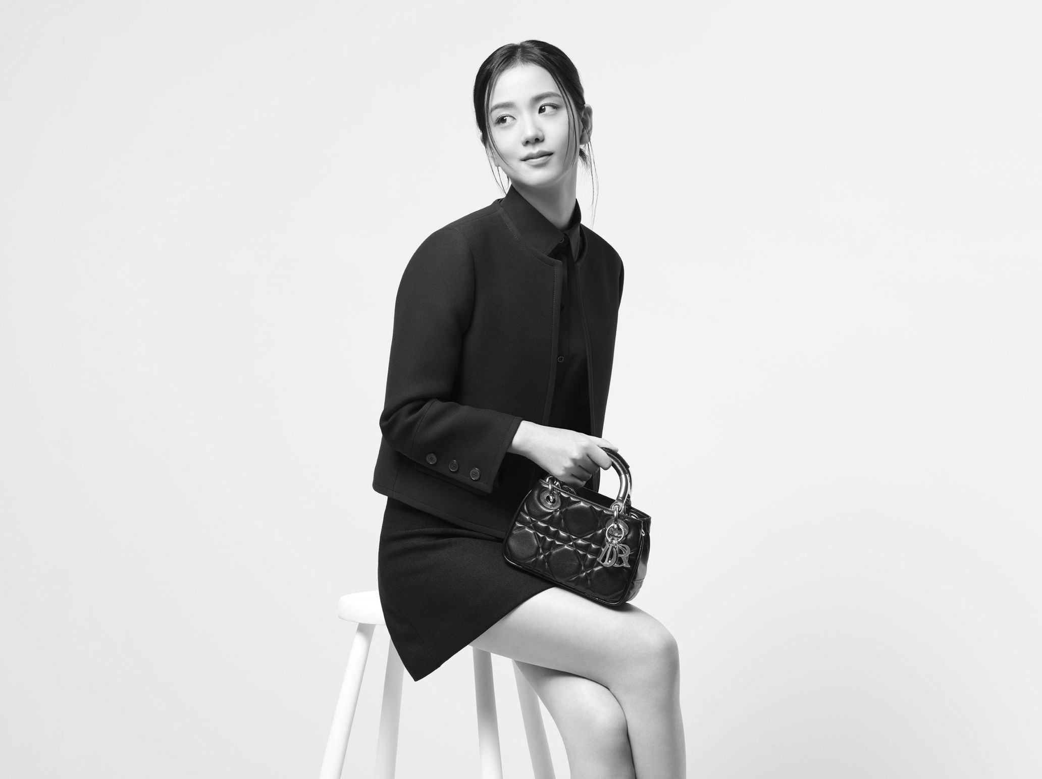 BLACKPINK ジスさん着用 ディオール ボーイ ローファー BLACKPINK ジスさん着用 ディオール ボーイ ローファー (Dior