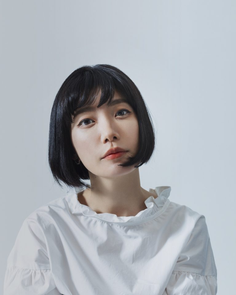 時音 Vol. 22: Author Mieko Kawakami Asks, “How Do You Want to Live?” in Sisters in Yellow