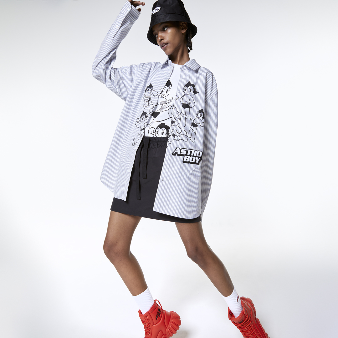 オニツカタイガー」が2024年の生誕75周年を記念し「鉄腕アトム」と